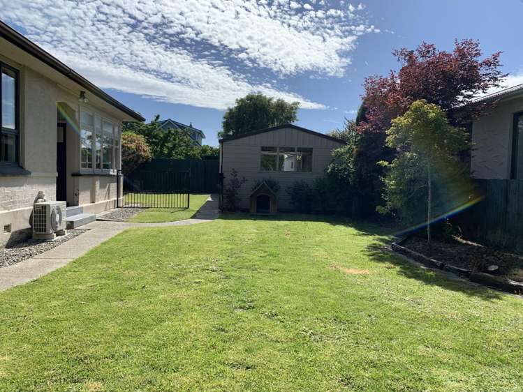 47 Antrim Street Windsor_17