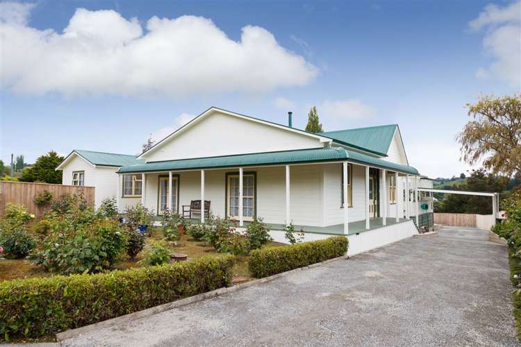 10 Feltham Street Hunterville_15