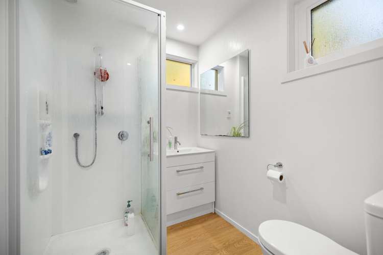 98 Thompson Street Queenstown_19