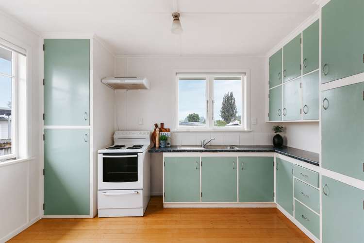 13 Alverstoke Road Parkvale_9