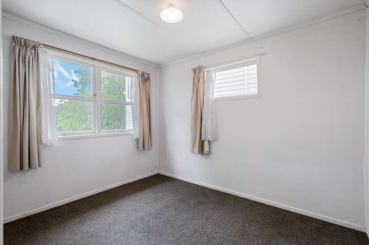 36 Muir Avenue Mangere Bridge_9