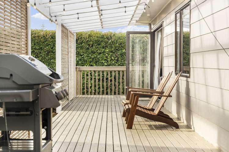 24 Bayside Avenue Te Atatu Peninsula_6