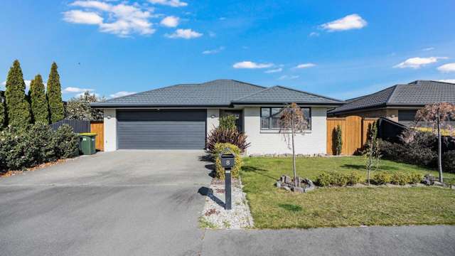 Owners have relocated to Auckland — must sell!