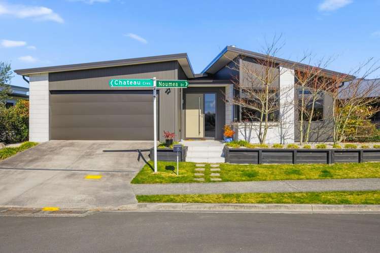 15 Noumea Drive Rangatira Park_29