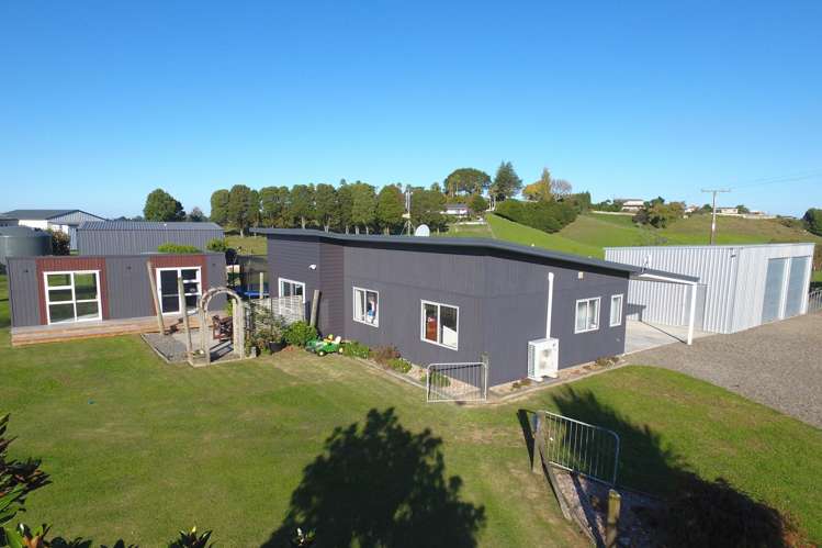 21A Blucks Road_0