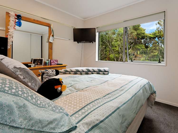 46 Tawini Road Titirangi_10