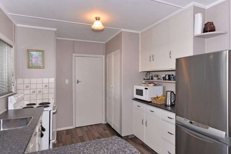 1/6 Devon Street Stoke_10