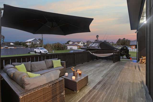 9 Keven Road Clarks Beach_1