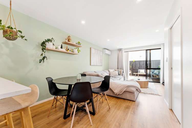 28 Hinonga Loop Silverdale_8