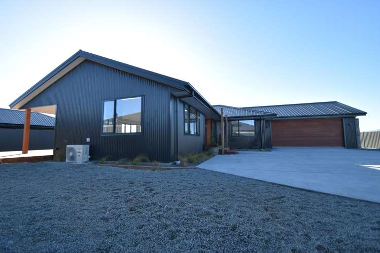 9 Canal Place Twizel_16