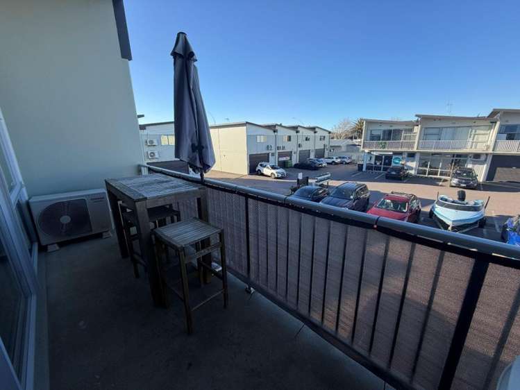 10/60 Parton Road 1131_9