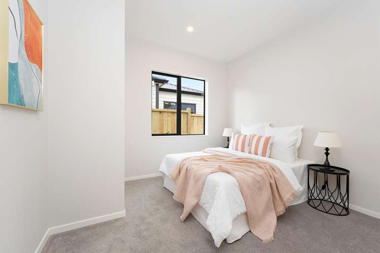 8 Furlough Road Opaheke_15