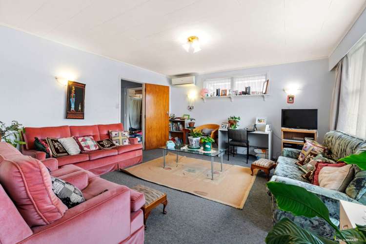 32 Callis Avenue Opaheke_9