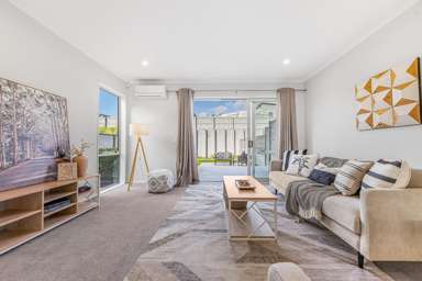 51 Roundel Crescent_1