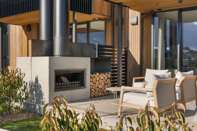 13/2 McKinlay Lane Jacks Point_24