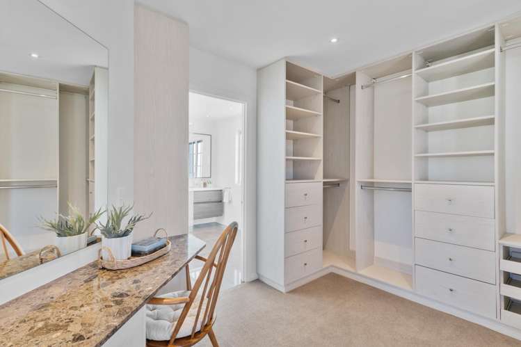 97B The Drive Epsom_16