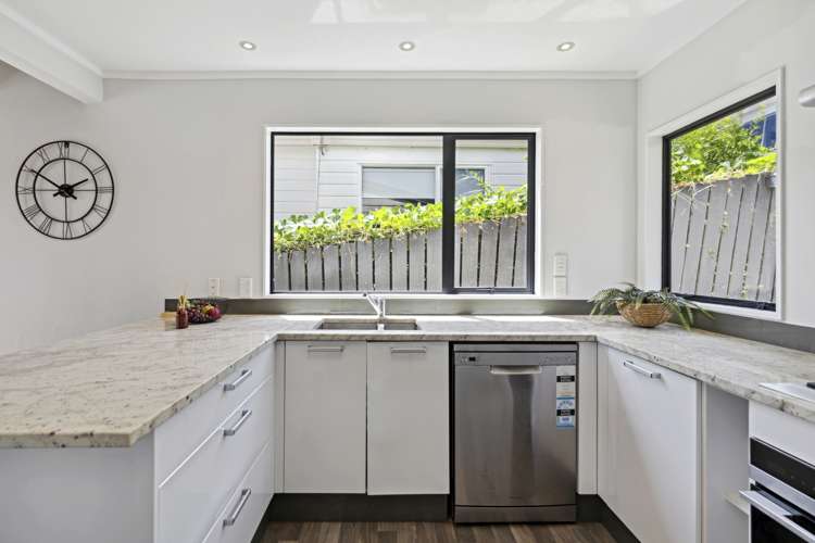 2/48 Barbados Drive Unsworth Heights_8