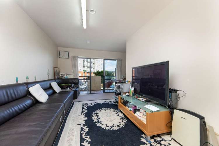 1/12 Crown Lynn Place New Lynn_5