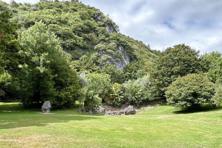 407 Hamama Road Takaka_5