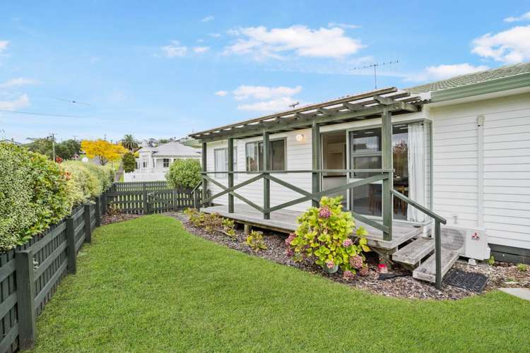 2/30 Awaroa Road Helensville_8