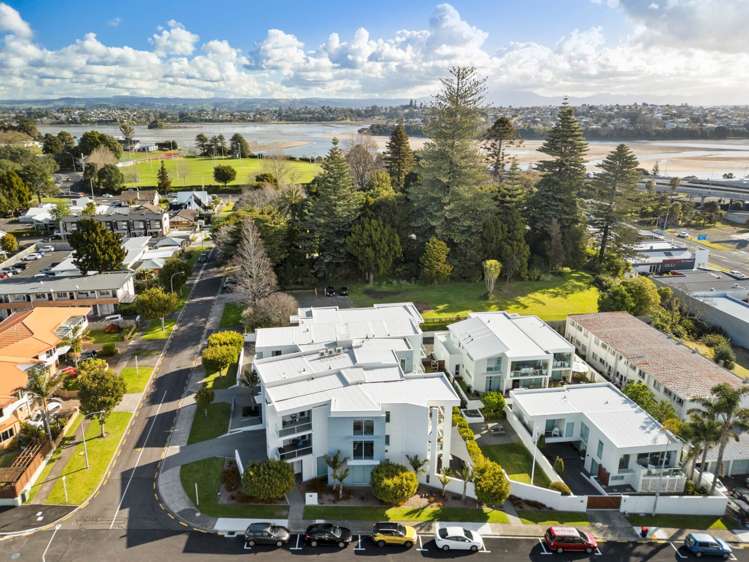 4/52 Cliff Road Tauranga Central_17