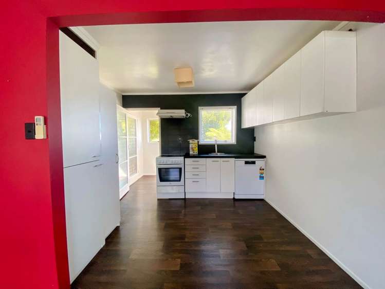 2/14 Whitmore Road Mt Roskill_7