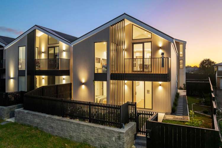 10-12 White Heron Drive Massey_56