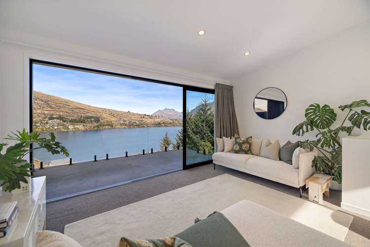 11 Highlands Close Queenstown_2