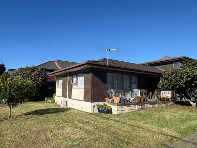Comfortable two bedroom unit in Epsom