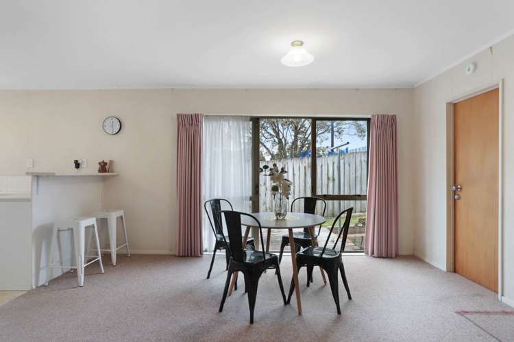 10 Evergreen Rise New Lynn_5