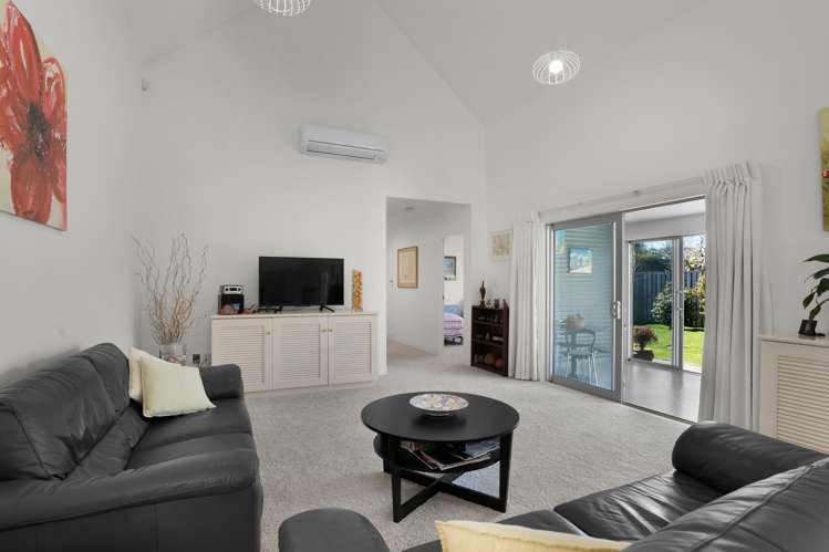 12 Burgundy Drive Martinborough_1