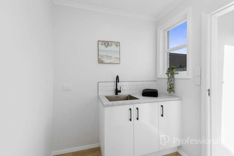 5 Biddle Crescent Taita_13