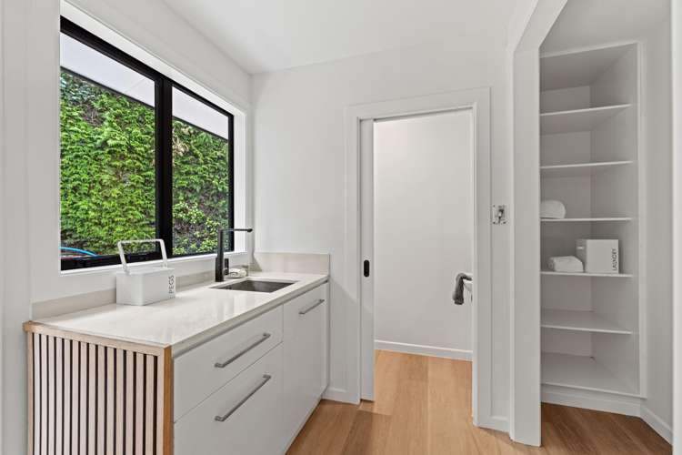 76 Huntsbury Avenue Huntsbury_8