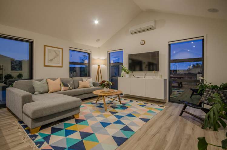 8 Walnut Road Riverhead_9