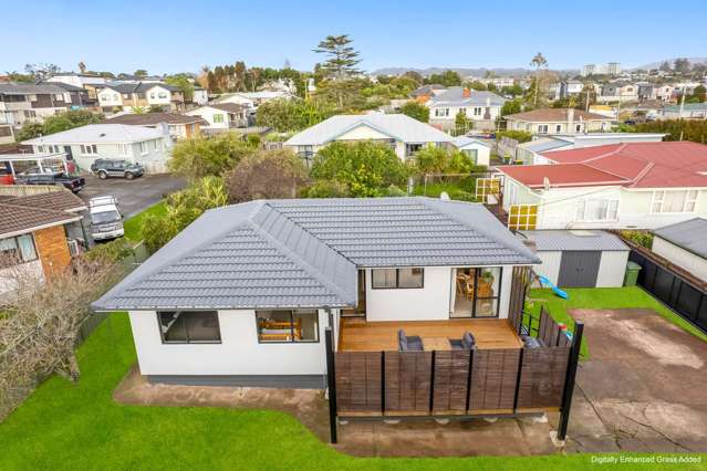 Space, Comfort & Serious Value – Must Be Sold!