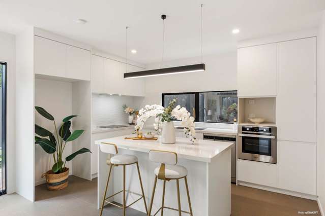 11 Rene Place Sunnyhills_4