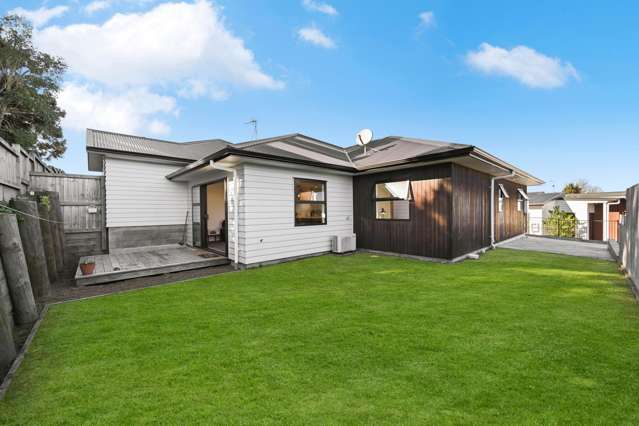 41C Heathfield Avenue Puketaha_2