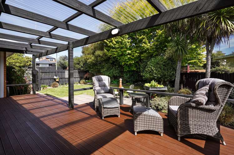 240 Lake Terrace Road Shirley_4