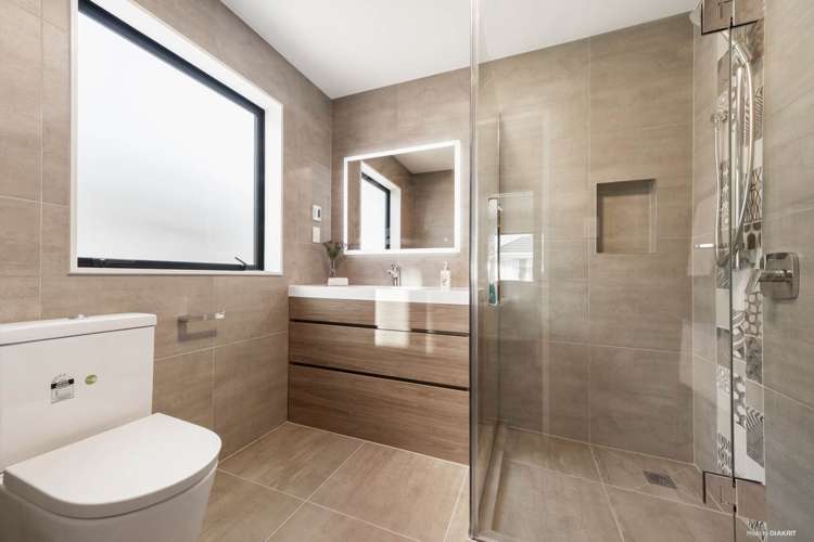 4 Hangar Lane Whenuapai_15