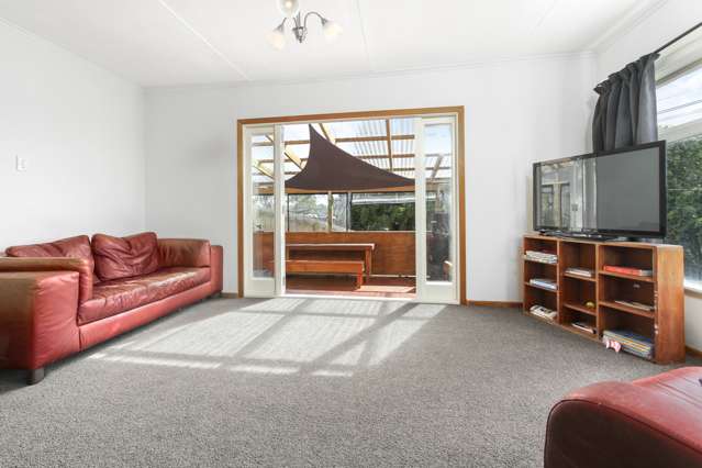 2/17 Paton Avenue Te Atatu South_2