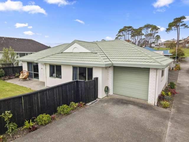 1/919 Whangaparaoa Road Manly_2