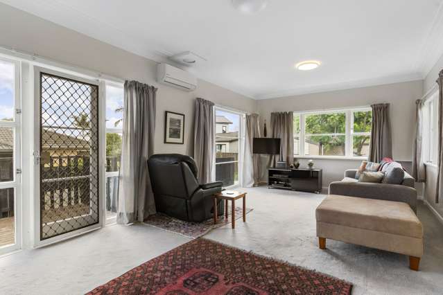 64 Yeovil Road Te Atatu Peninsula_4