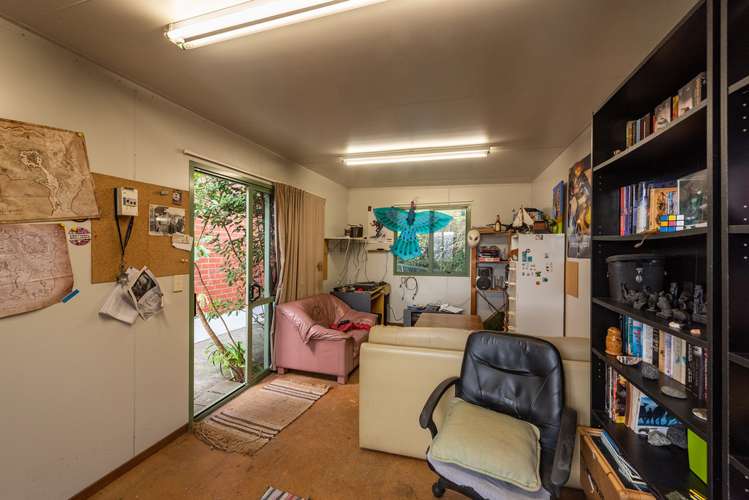 32 Totara Road Miramar_17