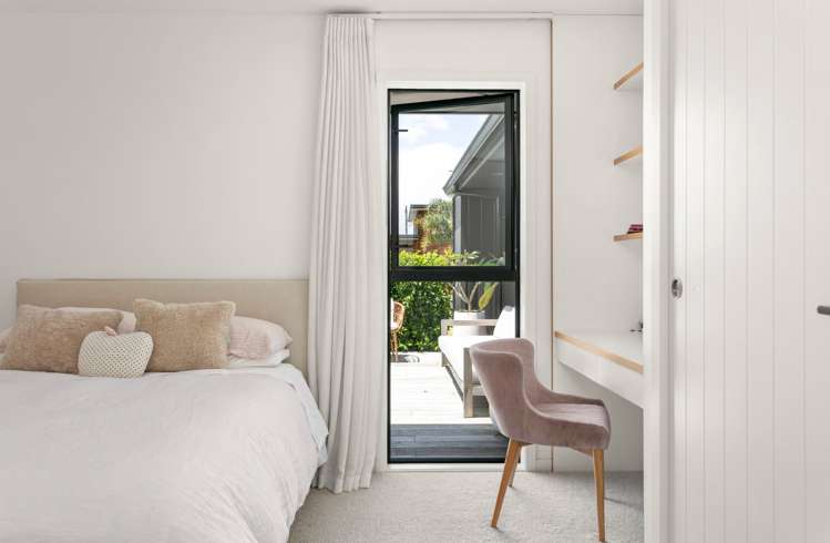 17 Sandy Cove Wainui_12