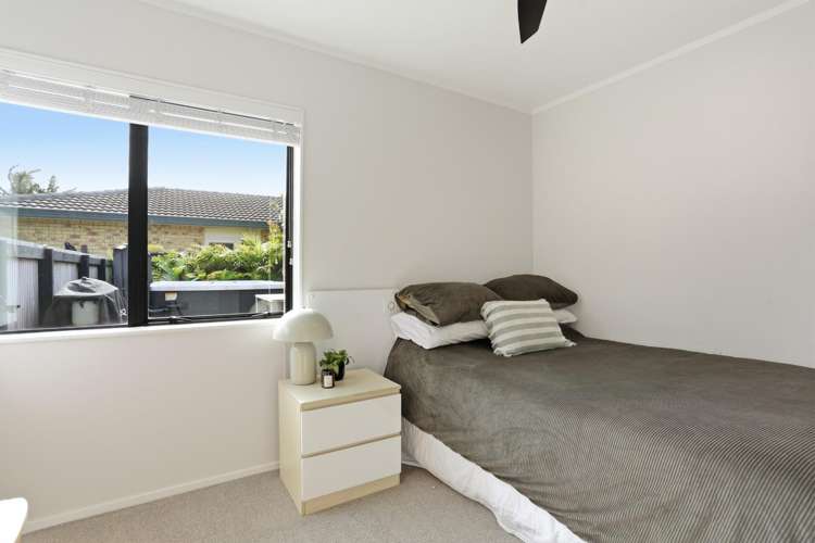 66 Ocean Crest Papamoa_21
