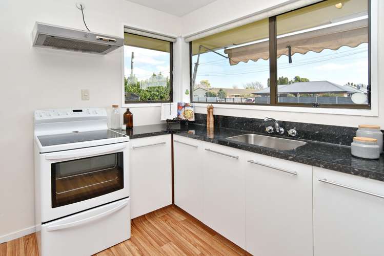 2/77 Glenmore Avenue Casebrook_21