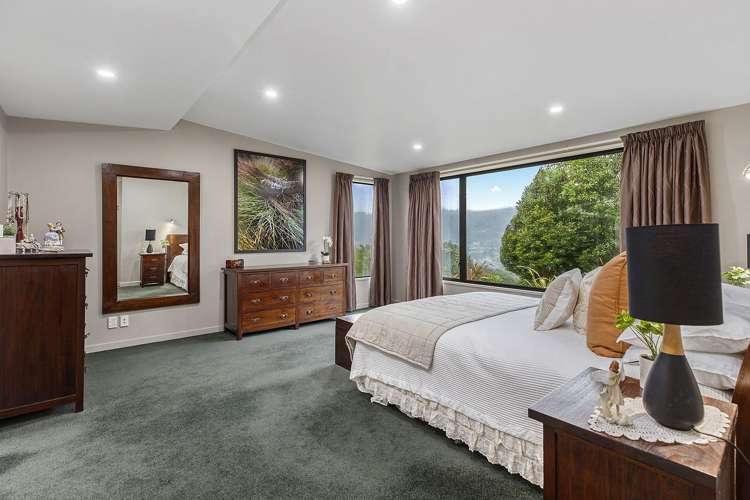 12 Gladys Scott Place Tawa_25