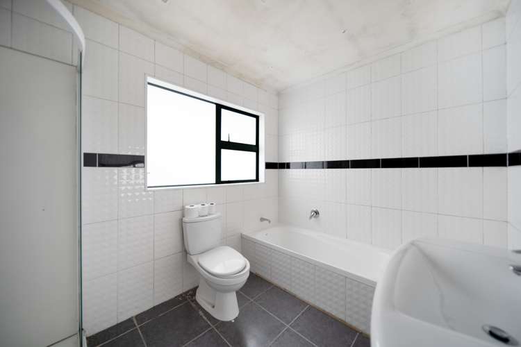 21 Plumley Crescent Mangere_16