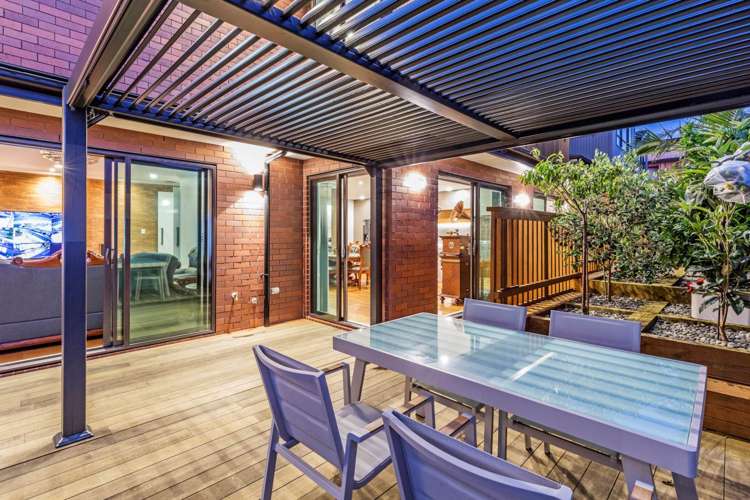 47 Fernhill Way Oteha_15