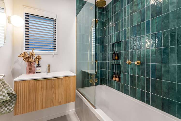 30A Hampton Hill Road Tawa_5